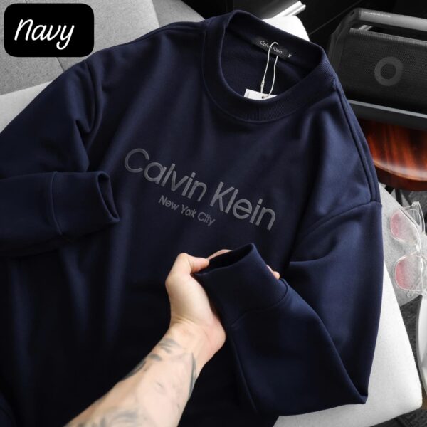 Calvin Klein Luxury Winter Sweatshirt - Image 2