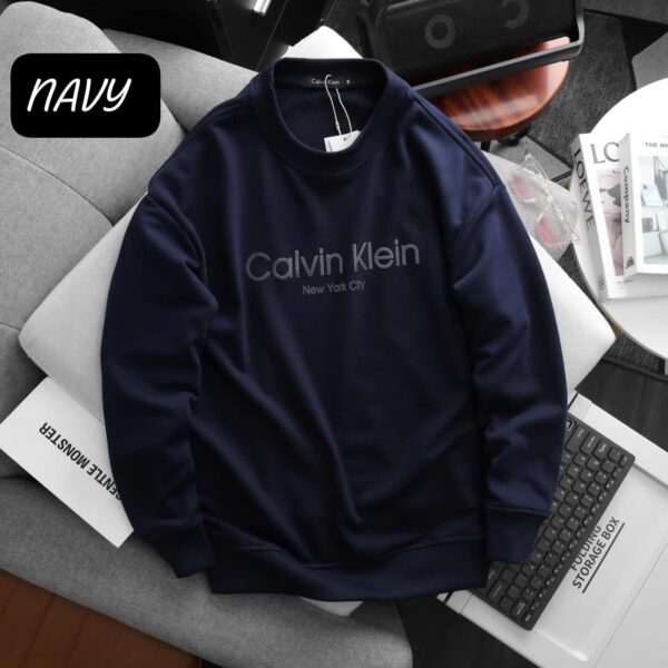 Calvin Klein Luxury Winter Sweatshirt - Image 3