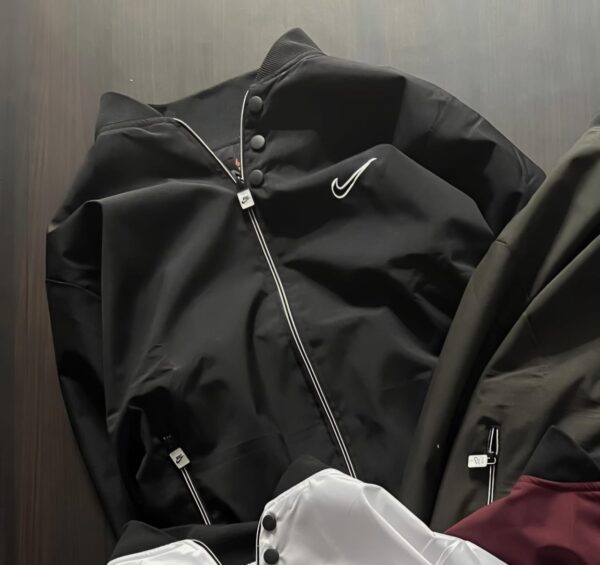 NIKE Premium Waterproof Jacket - Image 3